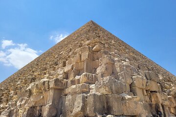 Full-Day Guided Trip to Cairo: Pyramids, Sphinx, Museum & Lunch - Image 2
