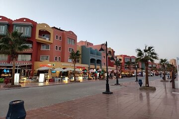 Private Guided City Tour With Handicrafts Shopping - Hurghada - Image 1