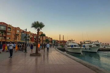 Private Guided City Tour With Handicrafts Shopping - Hurghada - Image 3