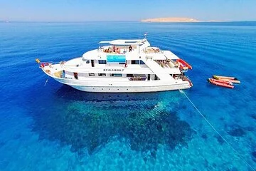 Sharm El Sheikh Parasailing with Boat Ride - Image 3