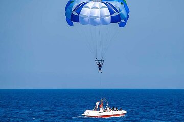 Private Parasailing Excursion in Hurghada with Hotel Transfer - Image 4
