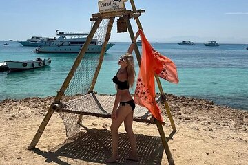 Paradise Island Hola Hola Full Day Adventure in Hurghada - Image 4
