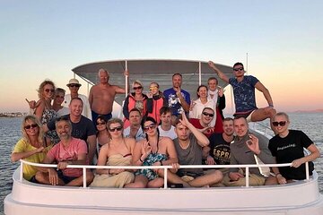 Full Day Boat Tour to Hamata Island in Marsa Alam - Image 4