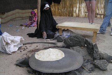 Small Group Full Day Hurghada Experience with BBQ and Show - Image 4