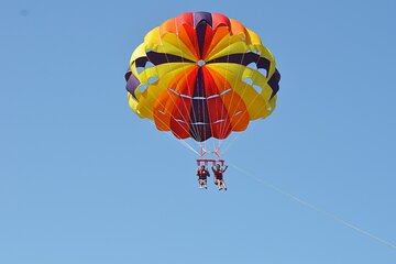 Hurghada Parasailing Experience - Image 3
