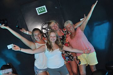 Paradise Conquest Semi Submarine & Parasailing Adventure Hurghada - Image 1