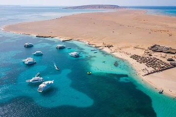 Hurghada: Orange Bay, Snorkeling, Watersports, Lunch & Drinks - Image 3