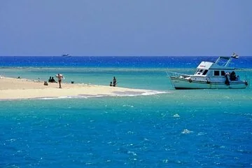 Snorkeling Cruise from Hurghada to Mahmaya, Giftun Islands - Image 4
