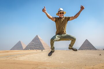 Hurghada: Pyramids, Sphinx, Museum & Khan Khalili Cairo Day Trip - Image 1