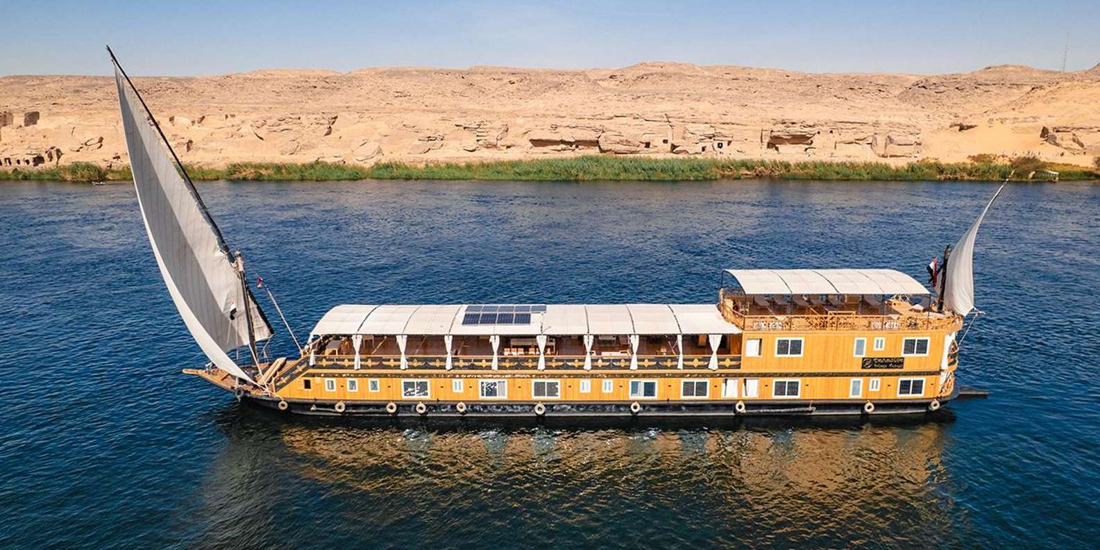 Aswan to Luxor: 4-Day Luxury Dahabiya Nile Cruise
