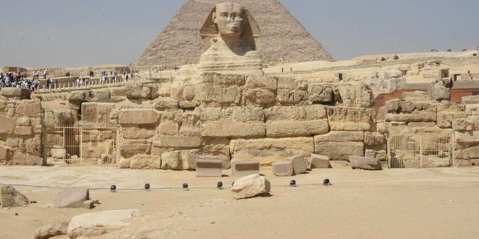 Hurghada: Cairo Day Trip by Flight, Pyramids & Museum