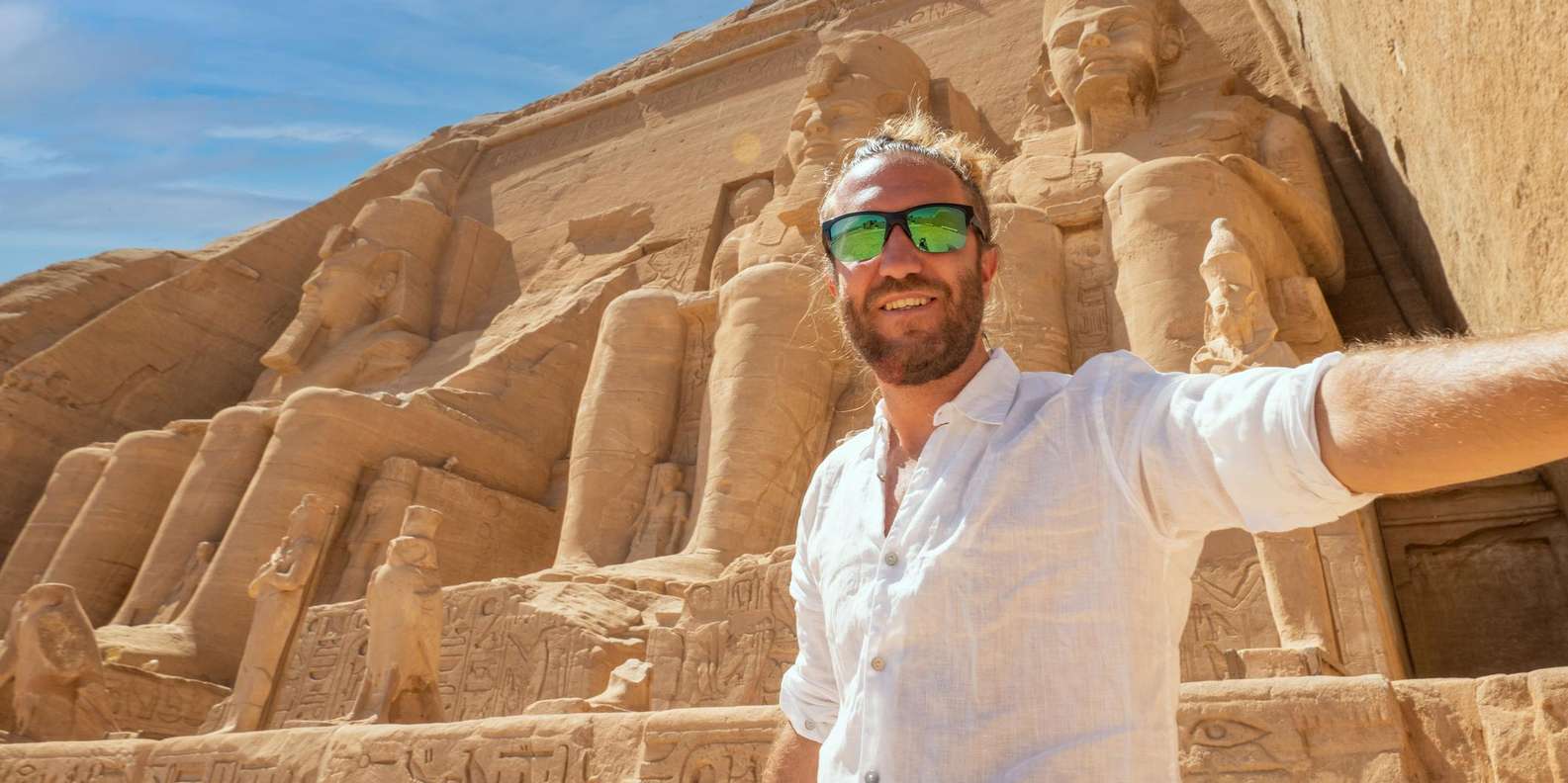 Luxor: Abu Simbel Temple Private Guided Day Trip & Lunch